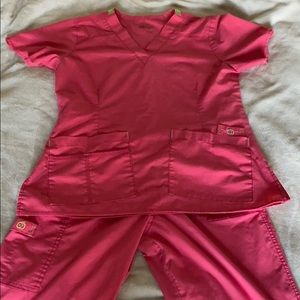 Wonder wink scrub set